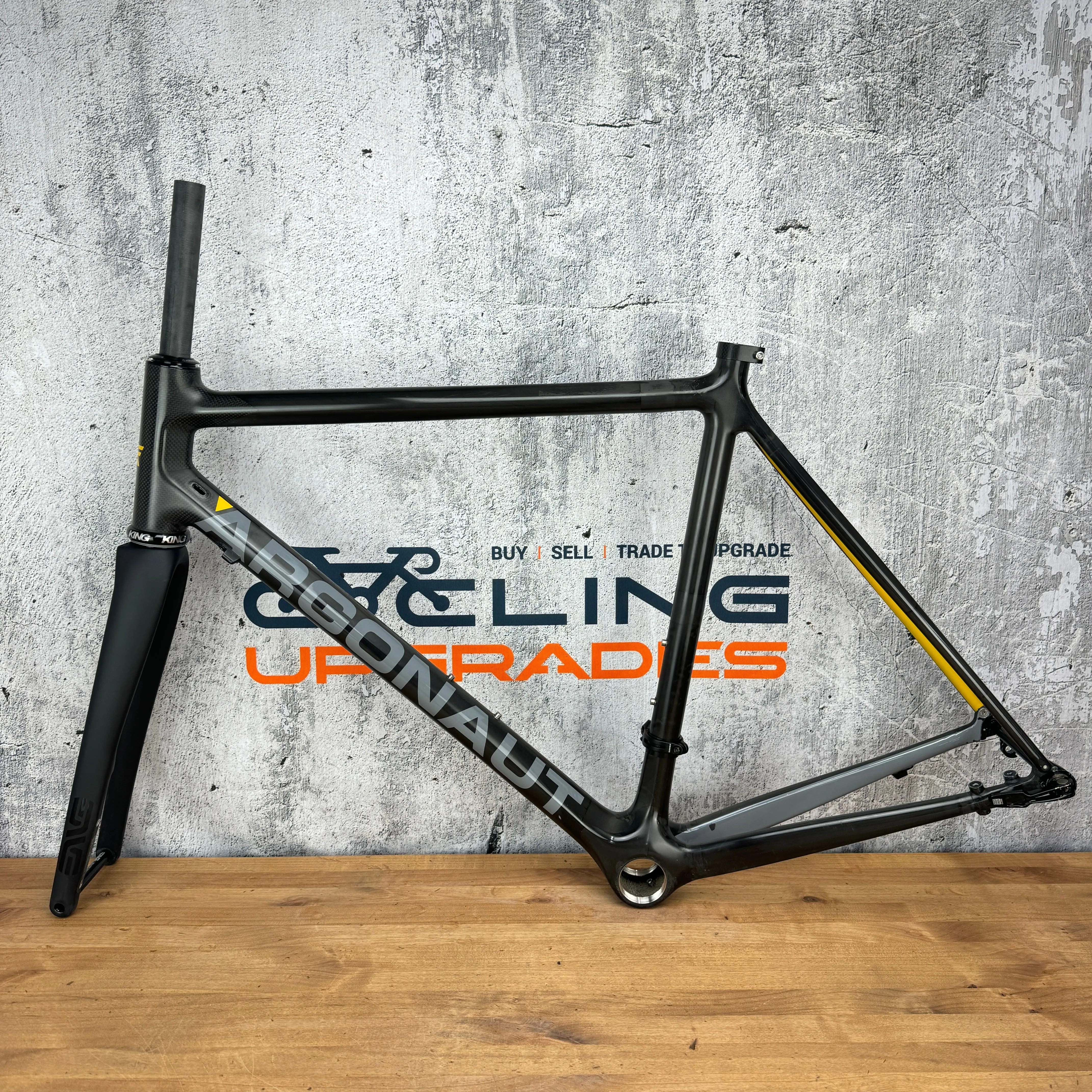 Argonaut RM2 56cm Carbon Disc Brake Road Bike Frameset 700c Chris King 1629g