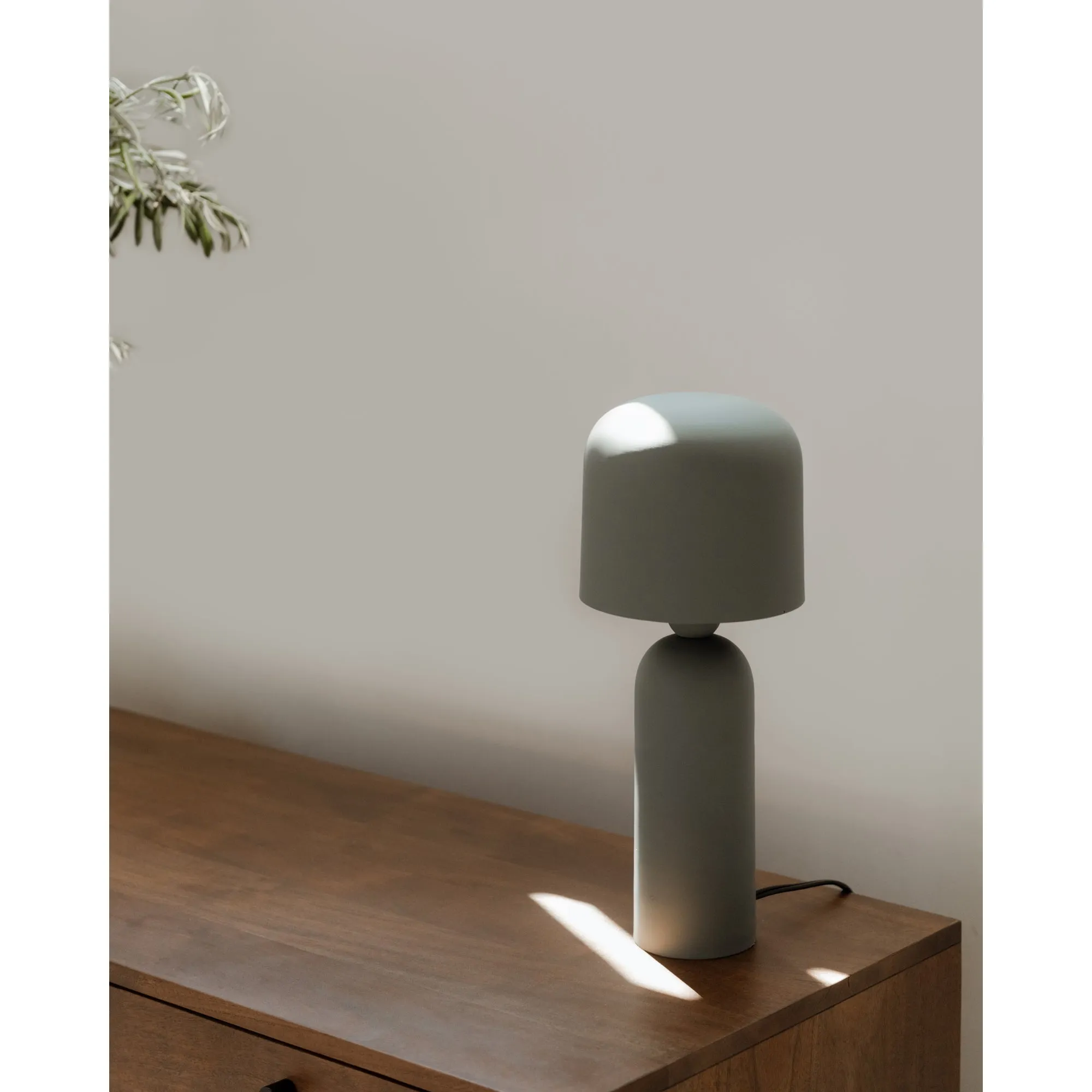 Echo Table Lamp