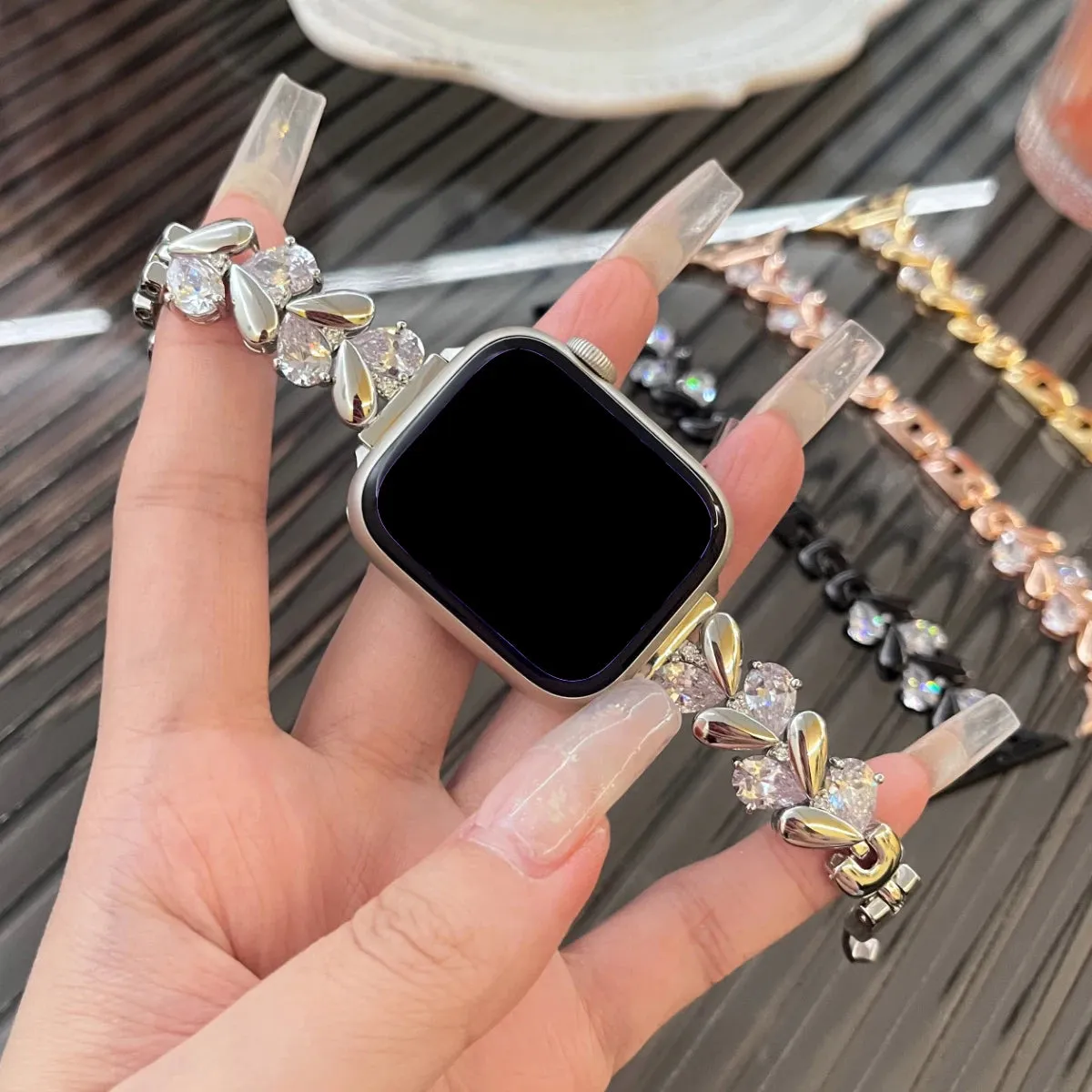 Jewelry Diamond Strap for Apple Watch Band 38 42mm 41 45mm Ultra 2 49mm Women Bracelet for iWatch 9 8 7 6 5 4 Se 40 44mm Correa