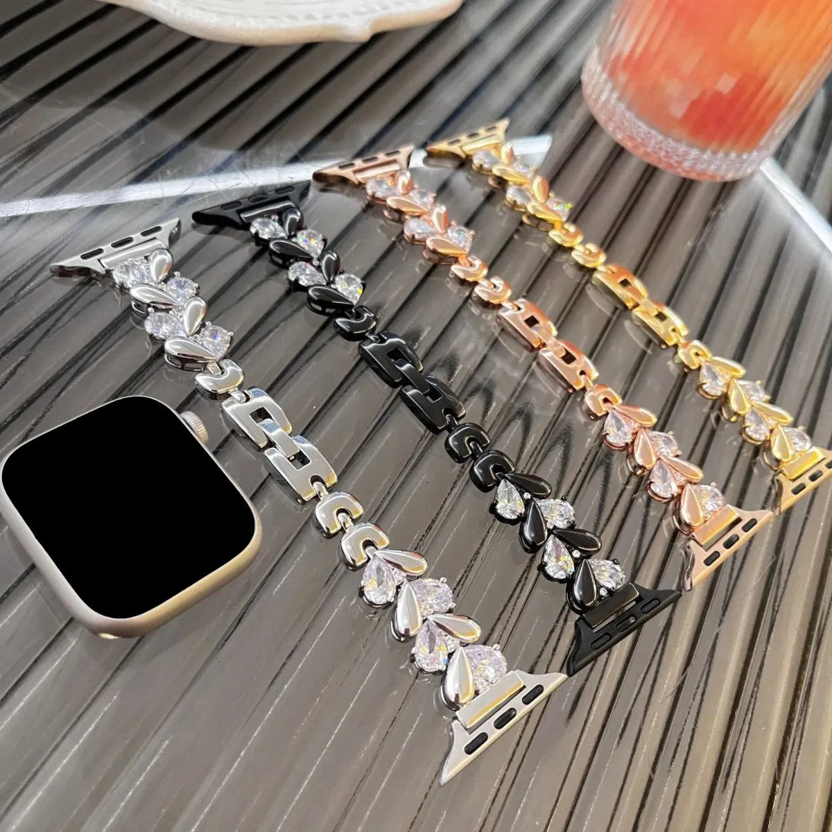 Jewelry Diamond Strap for Apple Watch Band 38 42mm 41 45mm Ultra 2 49mm Women Bracelet for iWatch 9 8 7 6 5 4 Se 40 44mm Correa