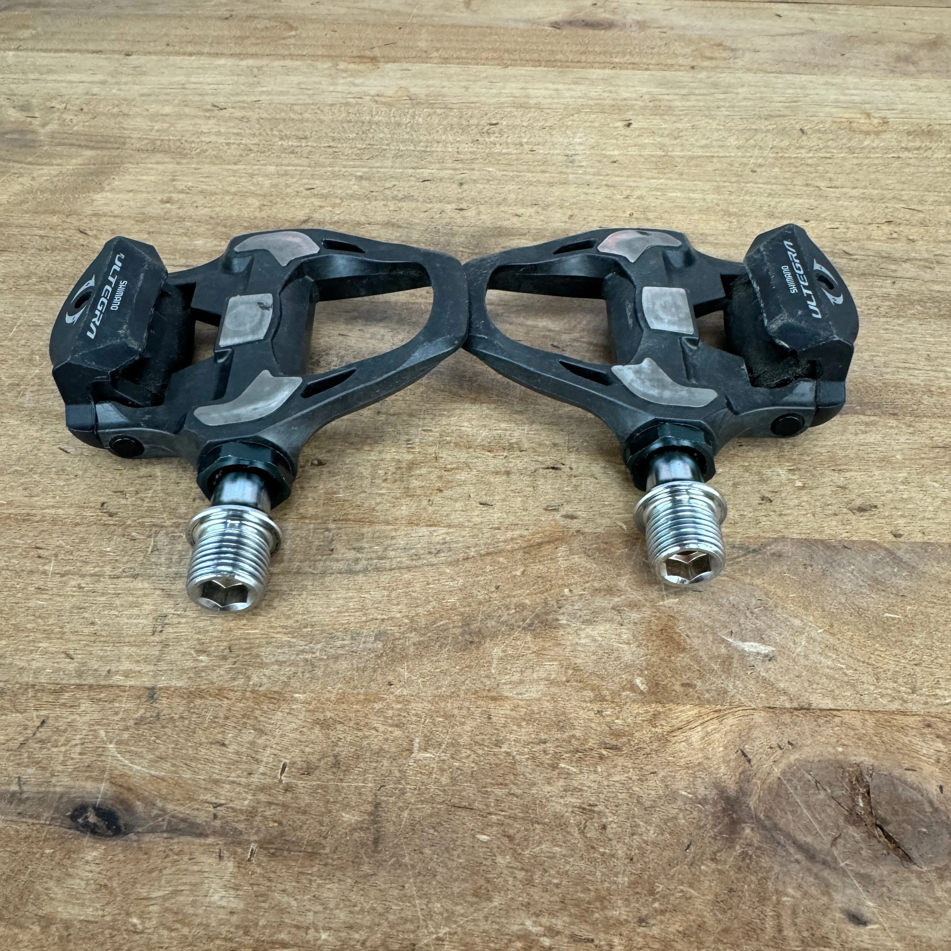 Low Mile! Shimano Ultegra PD-R8000 SPD-SL Carbon Road Bike Clipless Pedals 245g