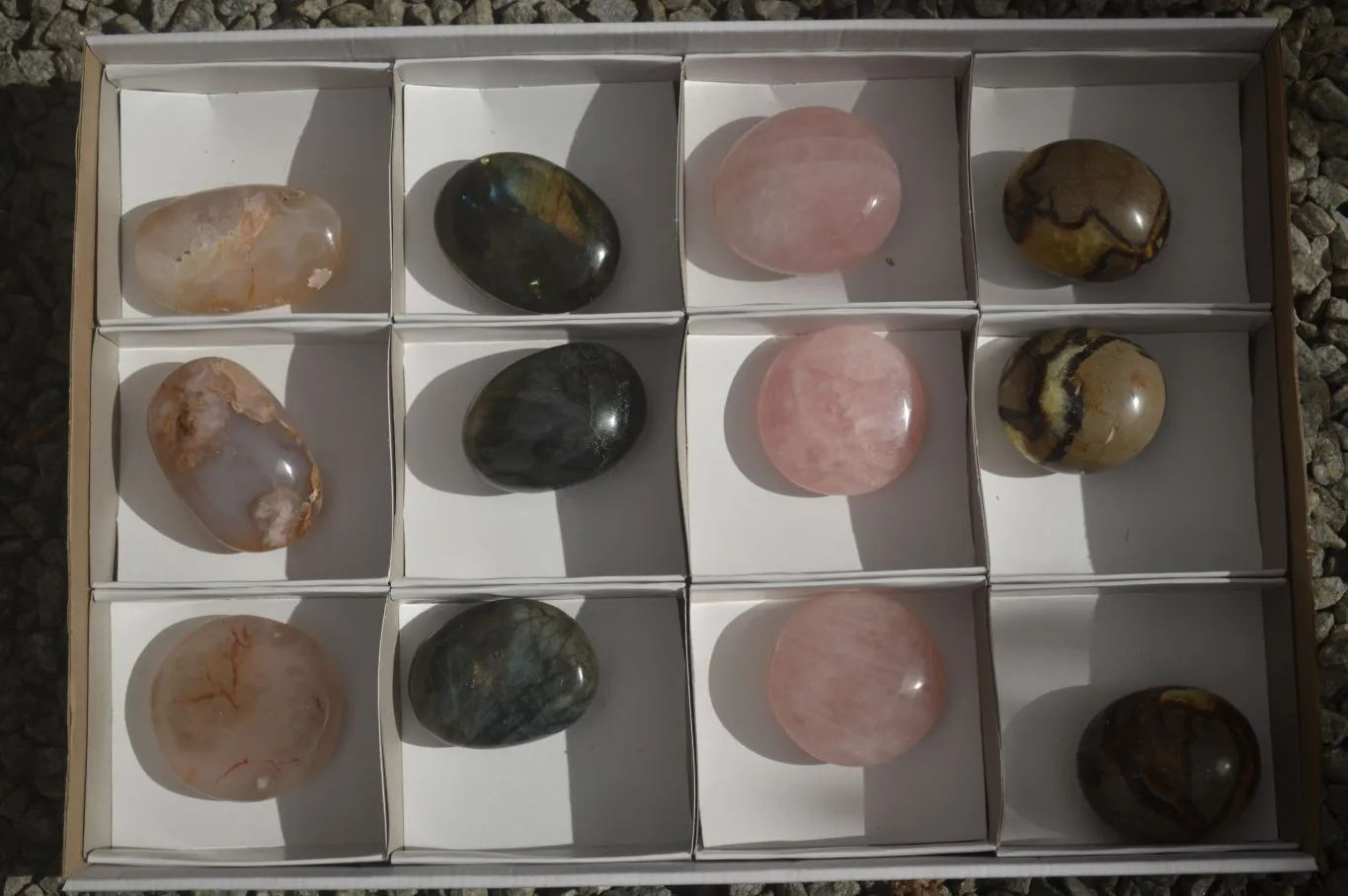 Polished Lovely Mixed Selection Of Galet / Palm Stones x 12 From Madagascar