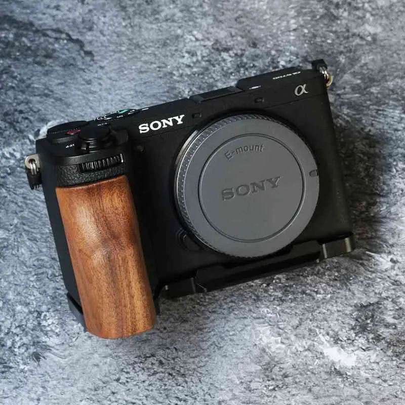 Sony A6700 Grip MS Design