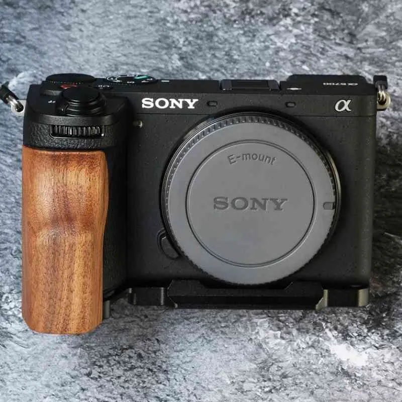 Sony A6700 Grip MS Design